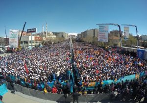 Davutoğlu Erzurum Coşkusu’nu vurguladı