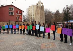 AK Partili Kadınlardan Sessiz eylem