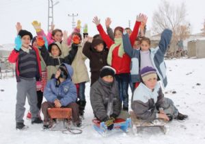 Karaçoban da eğitime kar engeli
