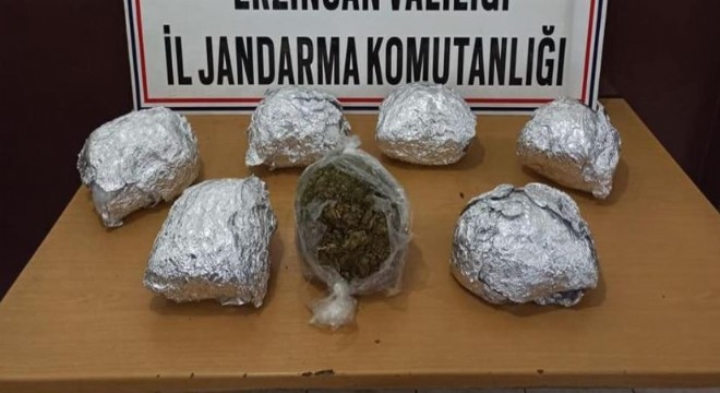 4 kilo 34 gram esrar ele geçirildi