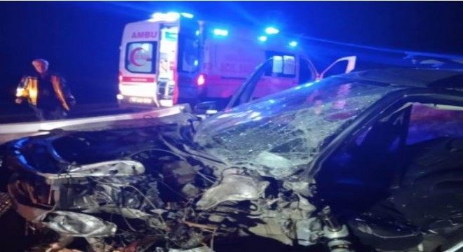 Bayburt yolunda trafik kazası: 2 yaralı