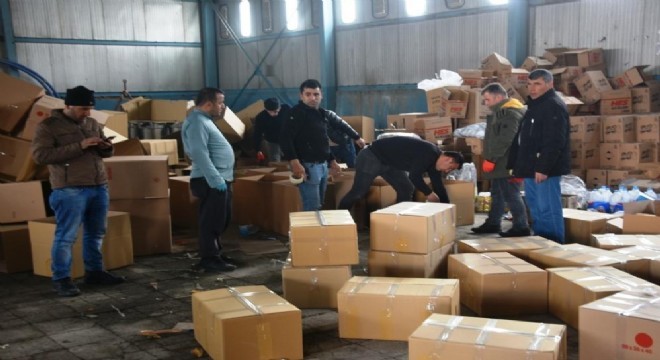 Bitlis’ten deprem bölgelerine 120 tır yardım gönderildi
