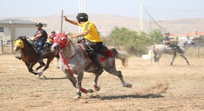 Cirit maçları nefes kesti