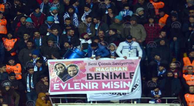 Erzurum da statta sürpriz evlilik teklifi