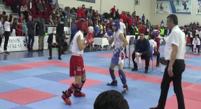 Erzurum’da Üniversitelerarası Kick Boks heyecanı