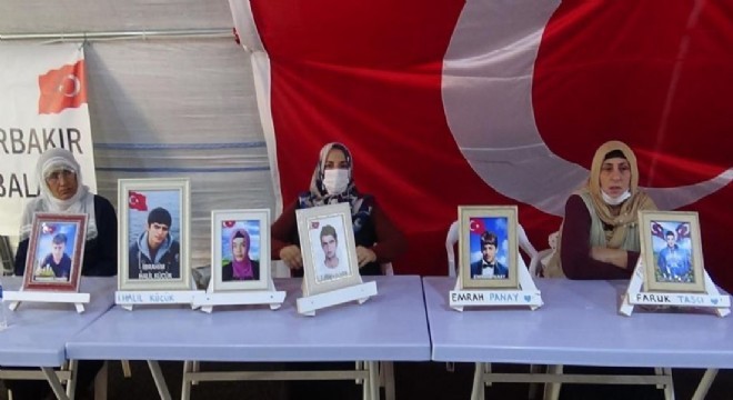 Nöbetteki aileler, çocuklarını PKK’dan almakta kararlı