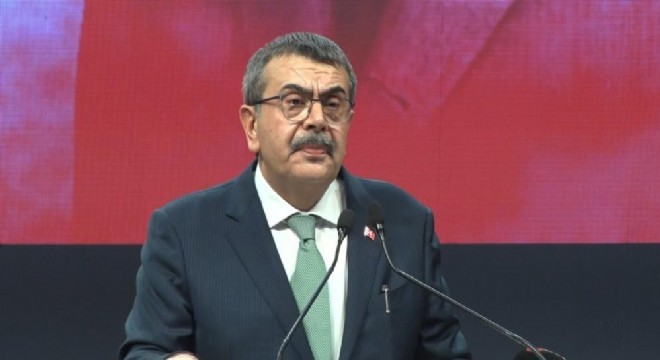 Tekin: Duruş sahibi bir Müslümandır Akif