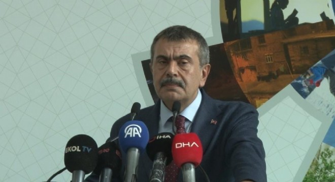 Tekin:  Müfredatımızın odağında insan var 