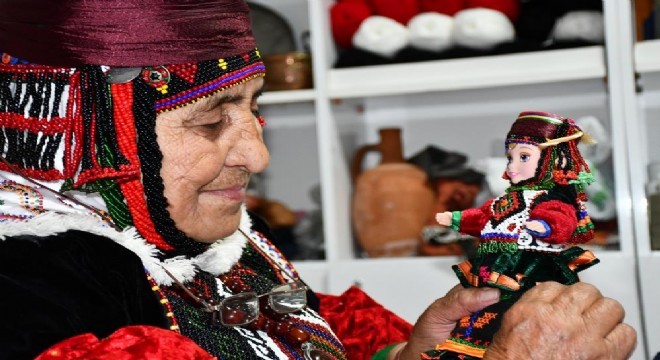Türkmen giysili Damal bebekleri dünya çapında tanındı