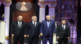 ‘Yepyeni bir destan yazmaya başlayacağız’