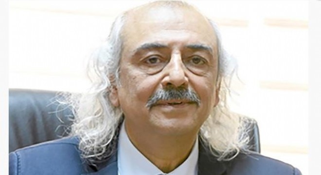 Özden den 12 Mart mesajı